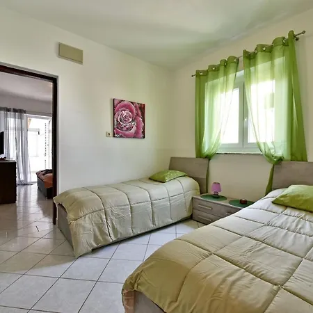 Penzion House Anna For Max 13 Persons In Porec, Pet Friendly *