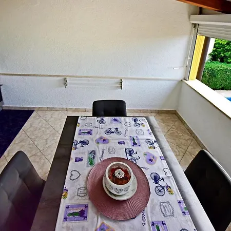 게스트하우스 House Anna For Max 13 Persons In Porec, Pet Friendly 4*