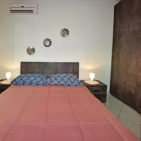 House Anna For Max 13 Persons In Porec, Pet Friendly Gasthof Poreč